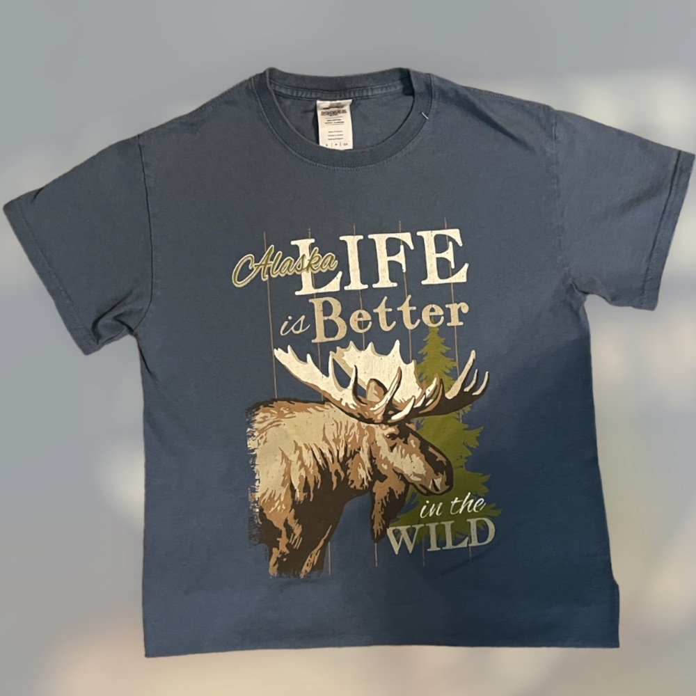 Alaska graphic tee